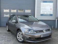 Volkswagen Golf - 1.0 TSI Business Edition Connected 2016 |Cruise|PD|Nav|NAP|