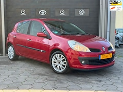 Renault Clio - 1.2 TCE Collection - 2e Eigenaar - 5 deurs - Airco - NAP