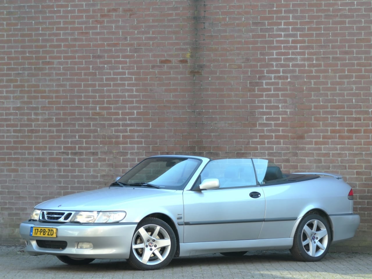 Saab 9-3 Cabrio - 2.0 Turbo Aero Leer / Elektrische bestuurderstoel / Stoelverwar - AutoWereld.nl