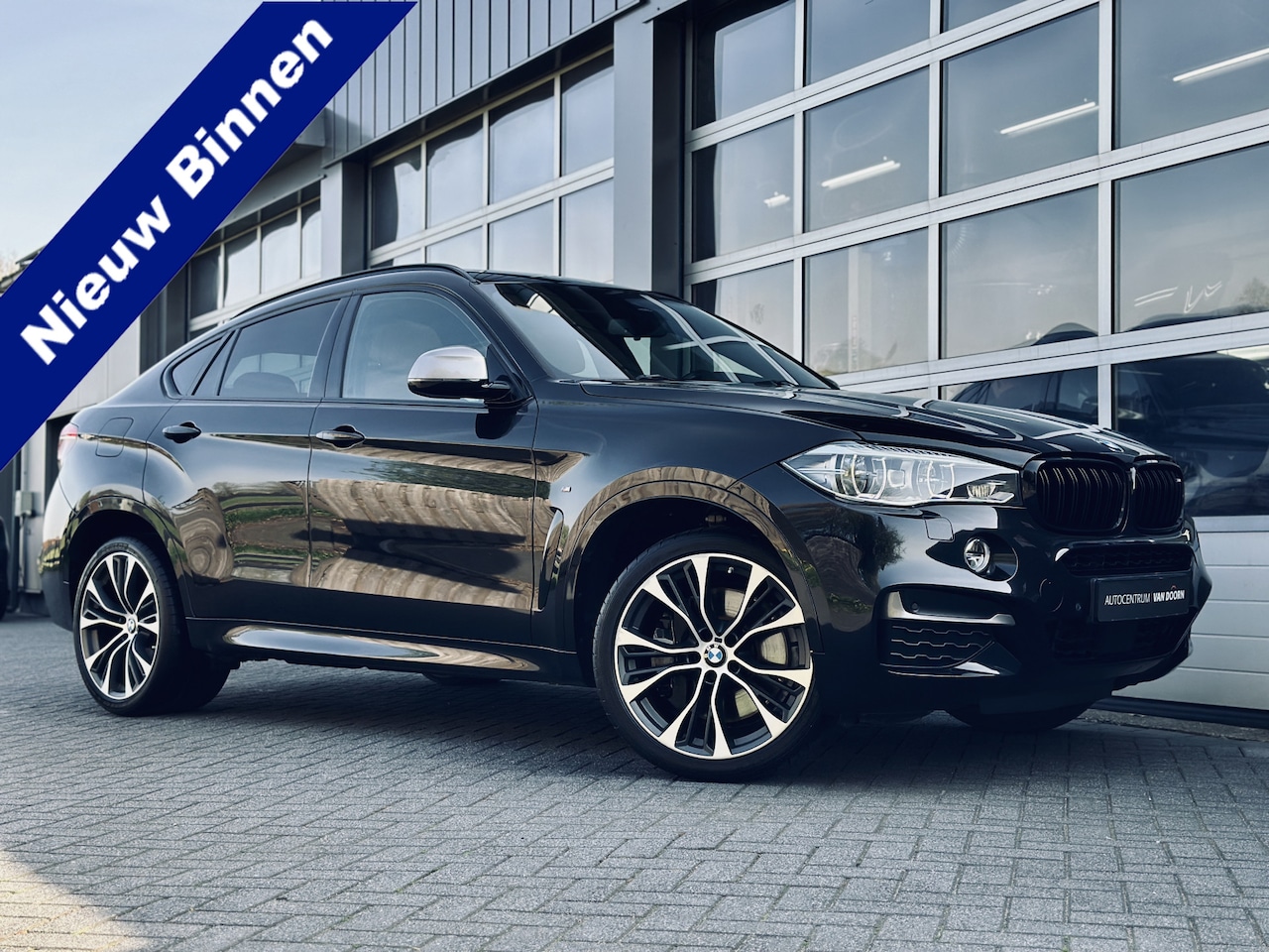 BMW X6 - M50d | 380 pk | Schuifdak | Stoelventilatie | Leer | Adaptive Cruise | Camera | Trekhaak | - AutoWereld.nl