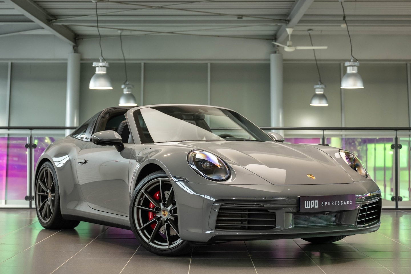 Porsche 911 Targa - 4S - PTS China Grey - AutoWereld.nl
