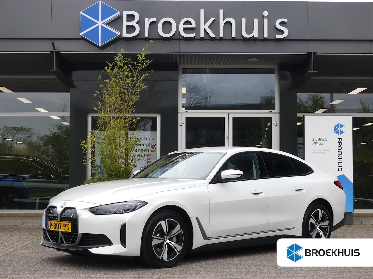 BMW i4 - eDrive40 High Executive 84 kWh | SOH 94% | TREKHAAK 1600KG | HEAD-UP DISPLAY | STOELVERWAR - AutoWereld.nl