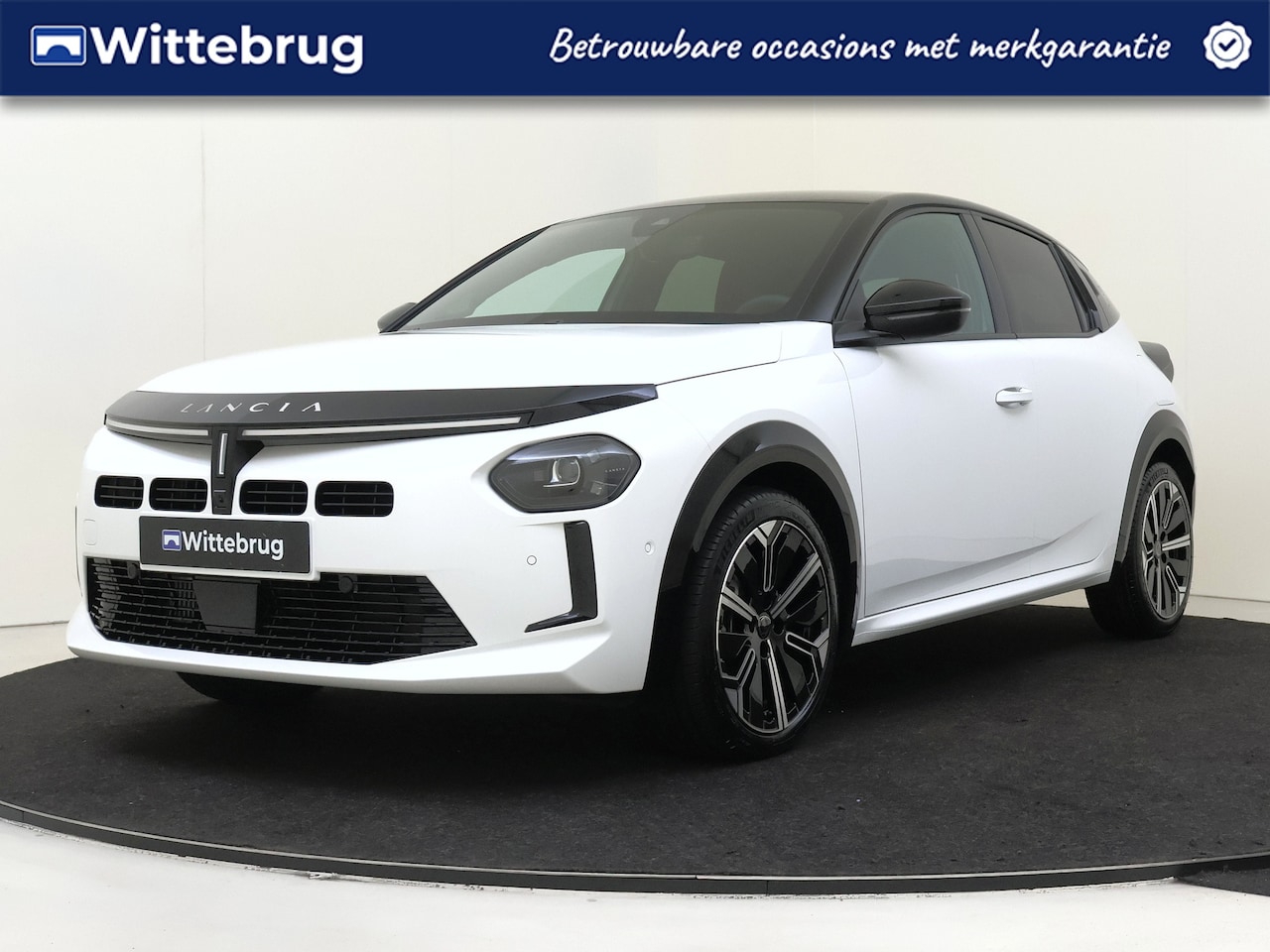 Lancia Y(psilon) - Ypsilon 1.2 Turbo Hybrid LX - AutoWereld.nl