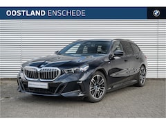 BMW 5-serie Touring - 530e M Sport Automaat / Trekhaak / Adaptieve LED / Stoelventilatie / Parking Assistant Plu