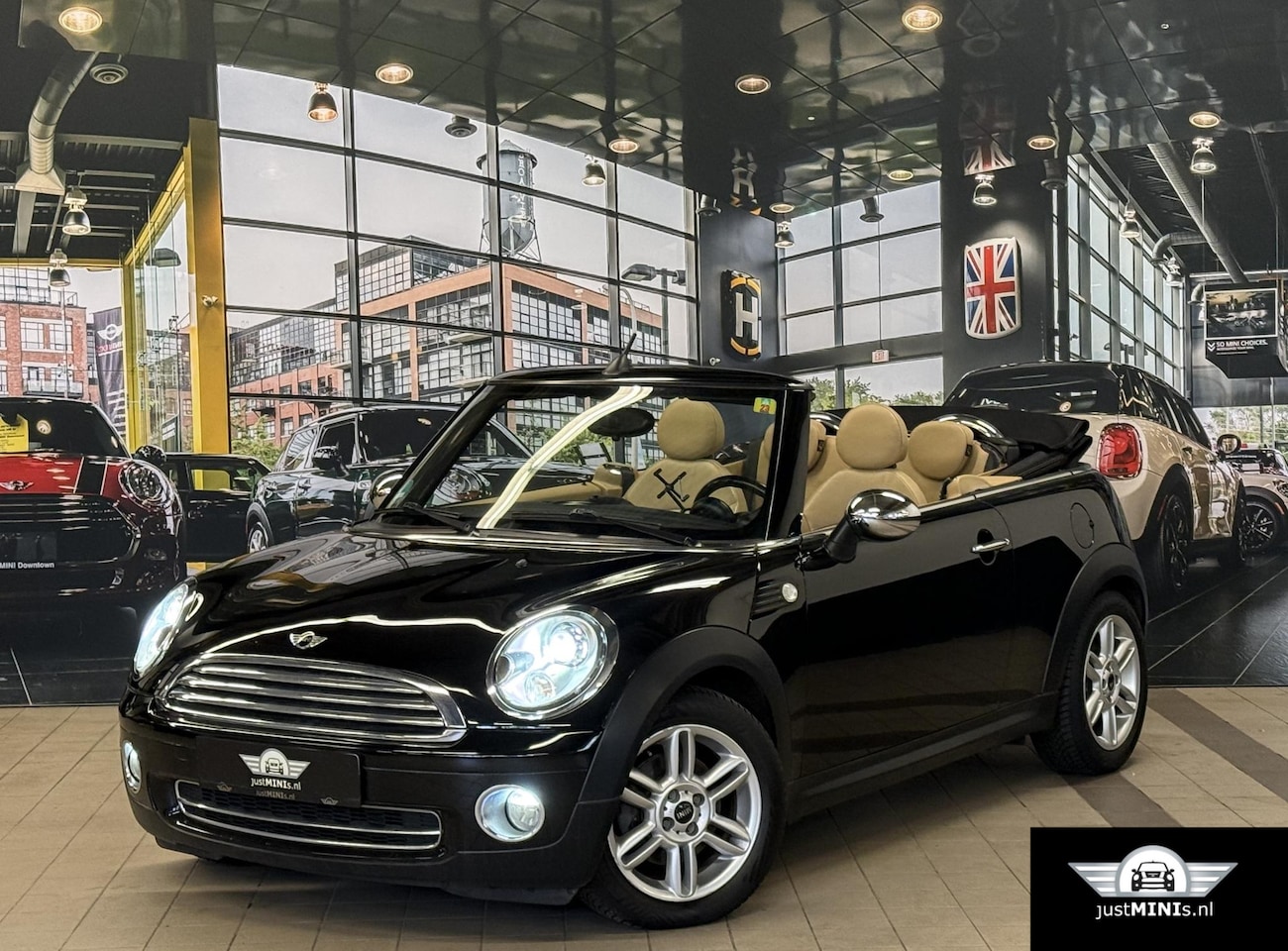 MINI Cabrio - CHILLI LEDER XENON AIRCO - AutoWereld.nl