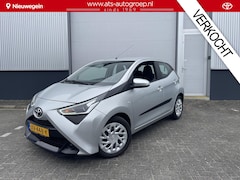 Toyota Aygo - 1.0 VVT-i x-play Automaat, Trekhaak, All Season banden,
