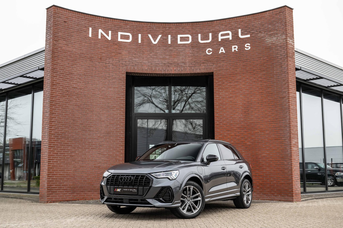 Audi Q3 - 45 TFSI e S-Line 245pk ACC Pano Matrix Camera - AutoWereld.nl