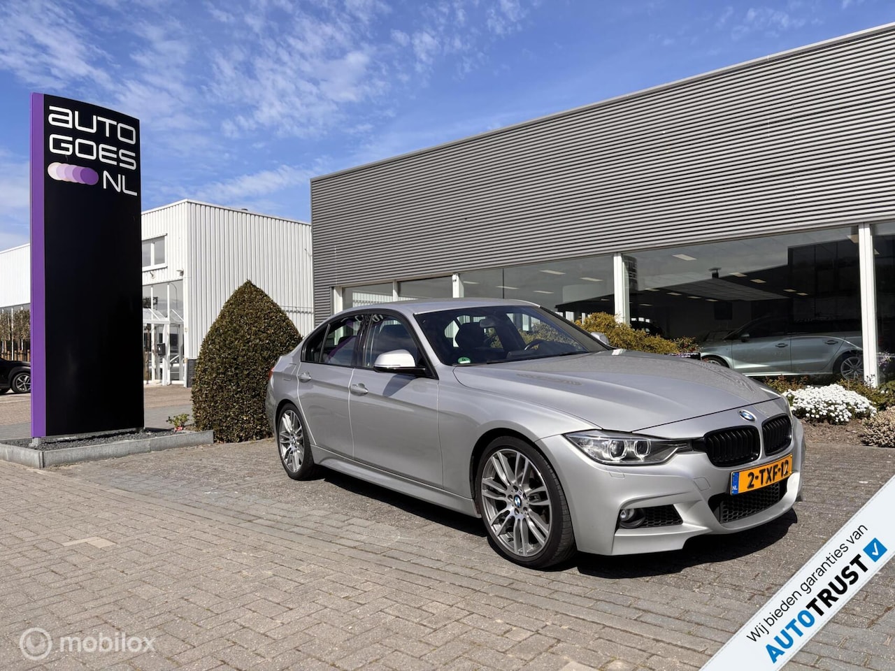 BMW 3-serie - 320i M-Pakket Performance Head up Leer - AutoWereld.nl