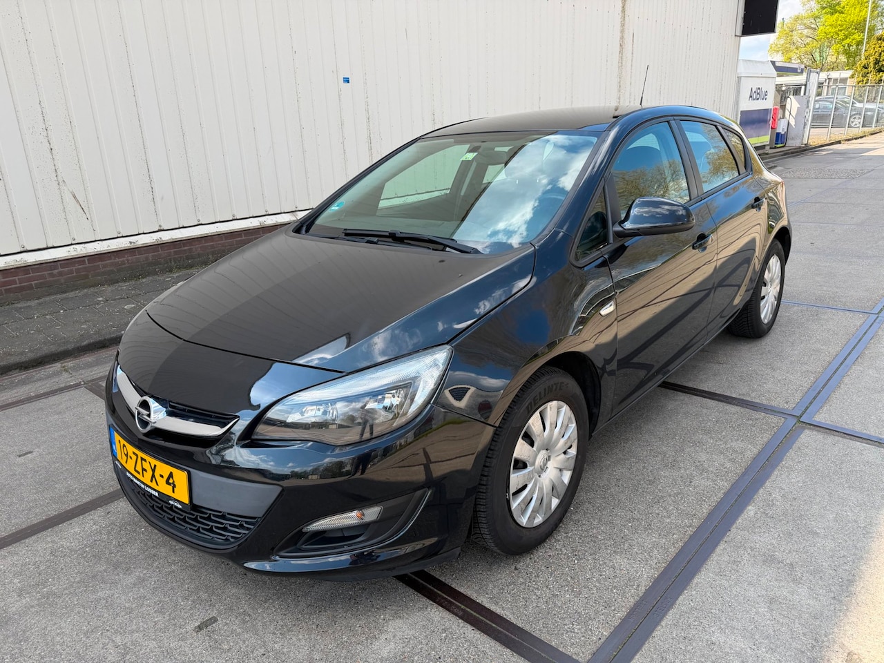 Opel Astra - 1.4 Edition airco - AutoWereld.nl