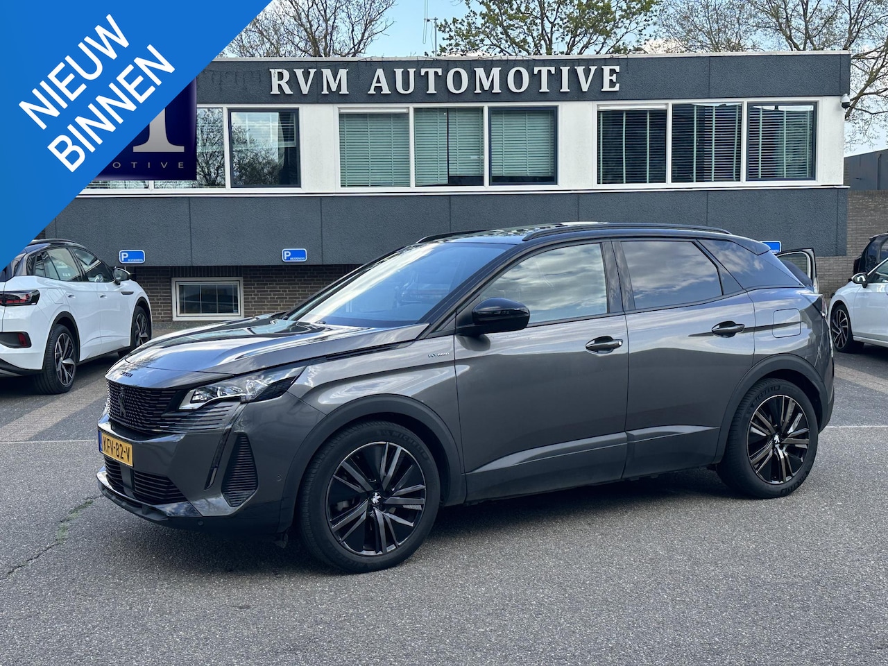 Peugeot 3008 - 1.6 HYbrid 225 GT Pack Business PANO | BLACK PACK | CAMERA | CRUISE CONTROLE | DODE HOEK S - AutoWereld.nl