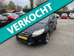 Ford Focus Wagon - 1.0 EcoBoost Edition , navigatie , pdc