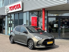 Toyota Yaris - 1.5 Hyb. Executive | Nav | Dodehoek | Stoel vw | PDC | Lage km