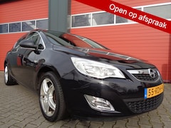 Opel Astra - 1.4 Turbo Cosmo Airco Cruise LMV 6-BAK Trekhaak NL-Auto