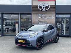 Toyota Aygo X - 1.0 VVT-i S-CVT Premium Undercover | JBL | Parkeersensoren