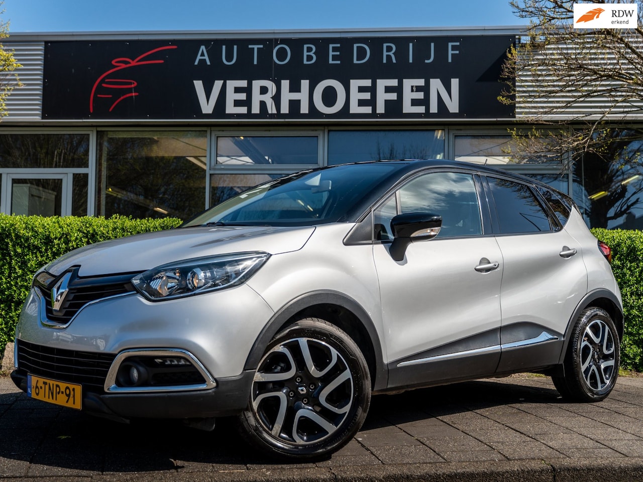 Renault Captur - 1.2 TCe Dynamique - AUTOMAAT - PARKEERCAMERA - NAVIGATIE - CLIMATE / CRUISE CONTROL - MULT - AutoWereld.nl