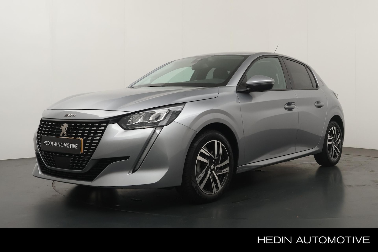 Peugeot 208 - 1.2 100pk Blue Lease Allure | Parkeer Camera | All Season Banden | Navigatie | Stoelverwar - AutoWereld.nl