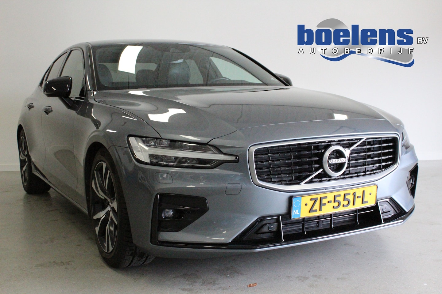 Volvo S60 - 2.0 T5 Intro Edition | 251PK | CLIMA | 18'LMV | NAVIGATIE | CAMERA | CARPLAY | BLINDSPOT | - AutoWereld.nl
