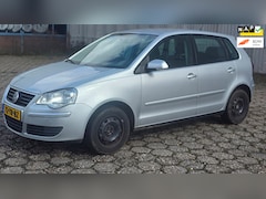 Volkswagen Polo - 1.4-16V Optive