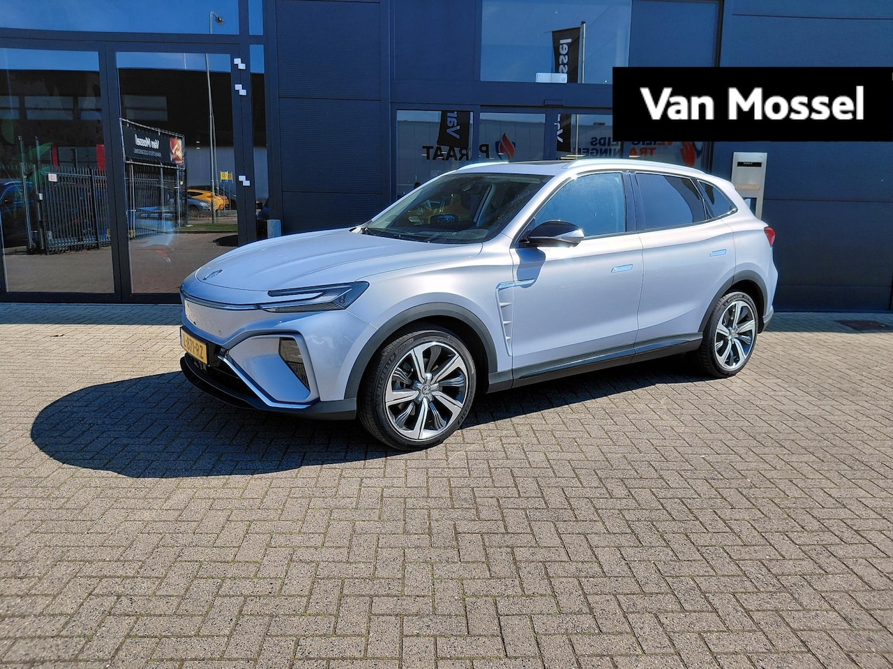 MG Marvel R - Luxury 70 kWh | Panoramadak | Leder | Navi | 360 Camera | Led Sfeerlicht | Elec. Achterkle - AutoWereld.nl