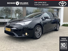 Toyota Avensis Touring Sports - 1.8 VVT-i Executive | Leder | Navigatie | Stoelverw