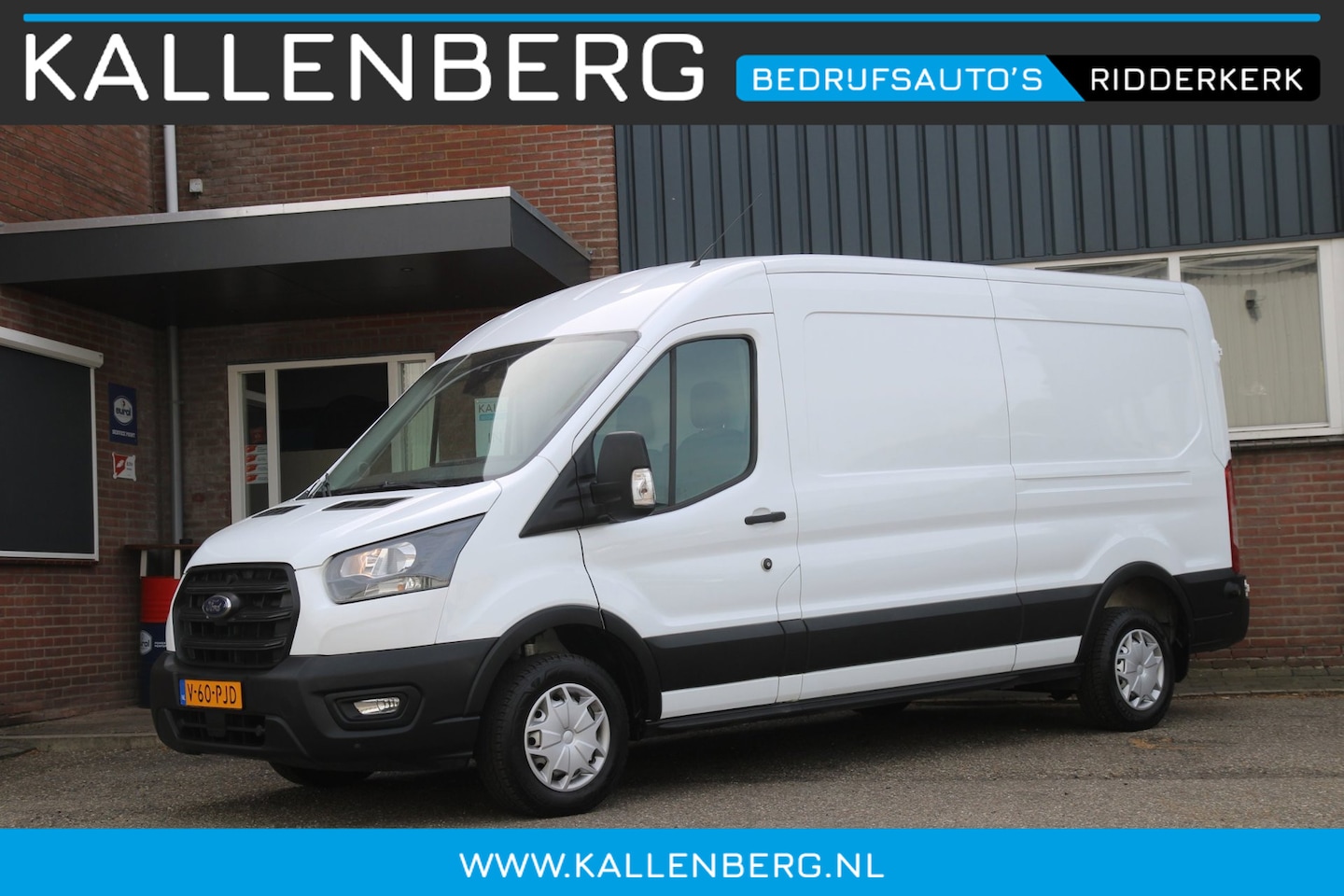 Ford Transit - 310 2.0 TDCI 130PK L3H2 Trend / Camera / Cruise / 3 zits / Multi stuur - AutoWereld.nl