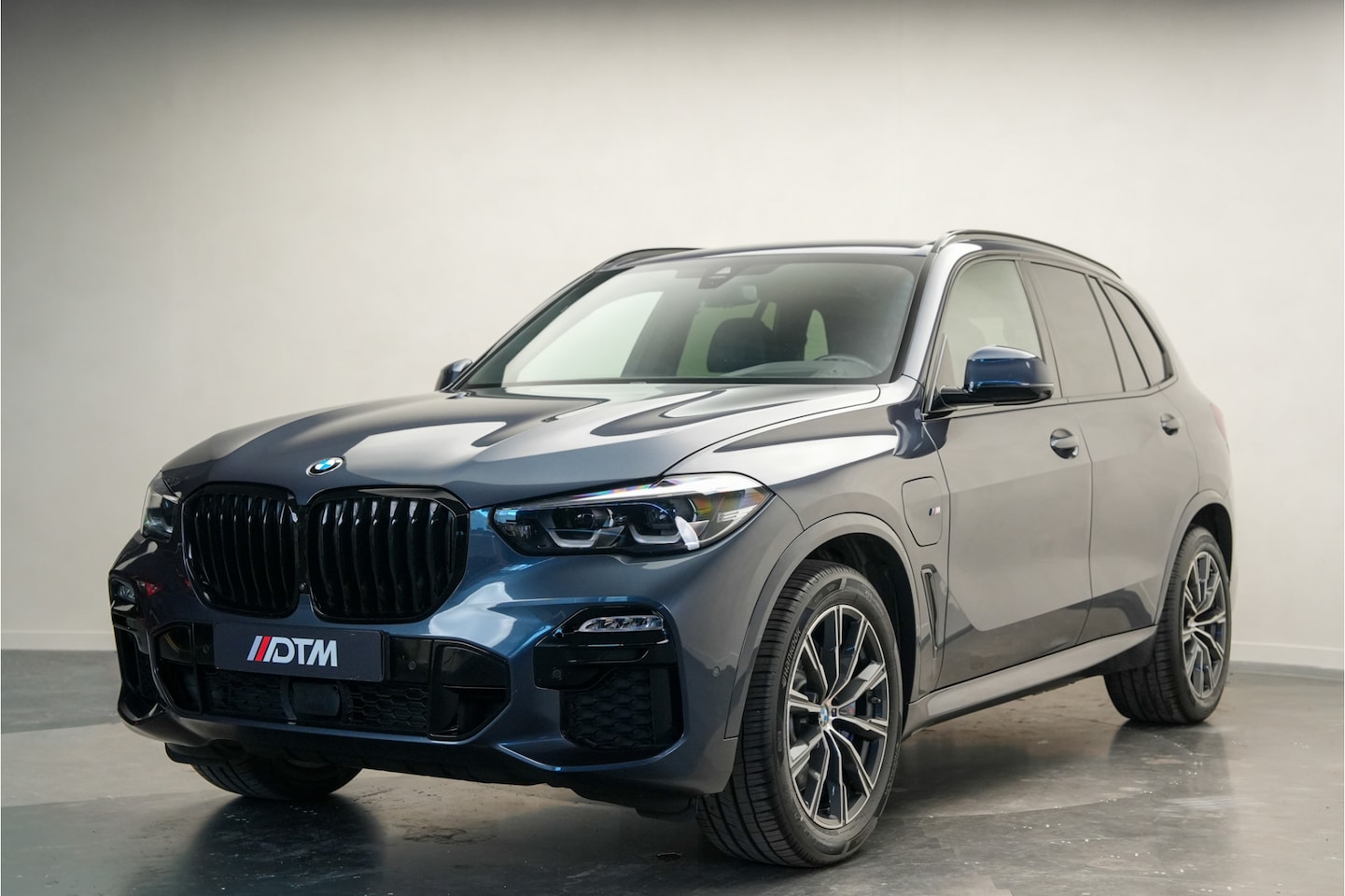 BMW X5 - xDrive45e High M-Sport | Harman/Kardon | 360 | HuD | - AutoWereld.nl