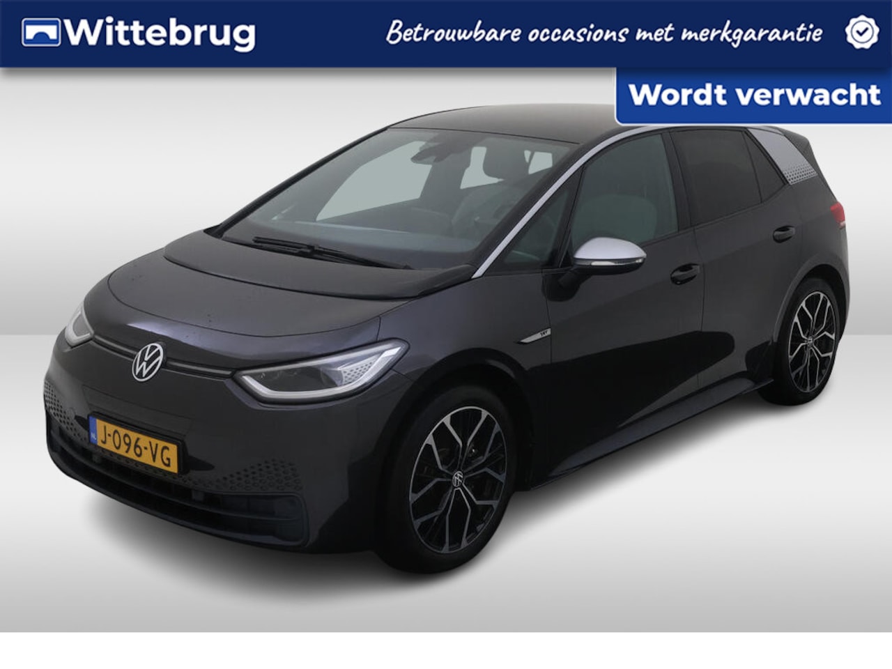 Volkswagen ID.3 - First Plus 58 kWh / AUTOMAAT/ TREKHAAK/ STOELVERWARM./ CLIMA/ NAVI/ CRUISE/ 19"LMV - AutoWereld.nl