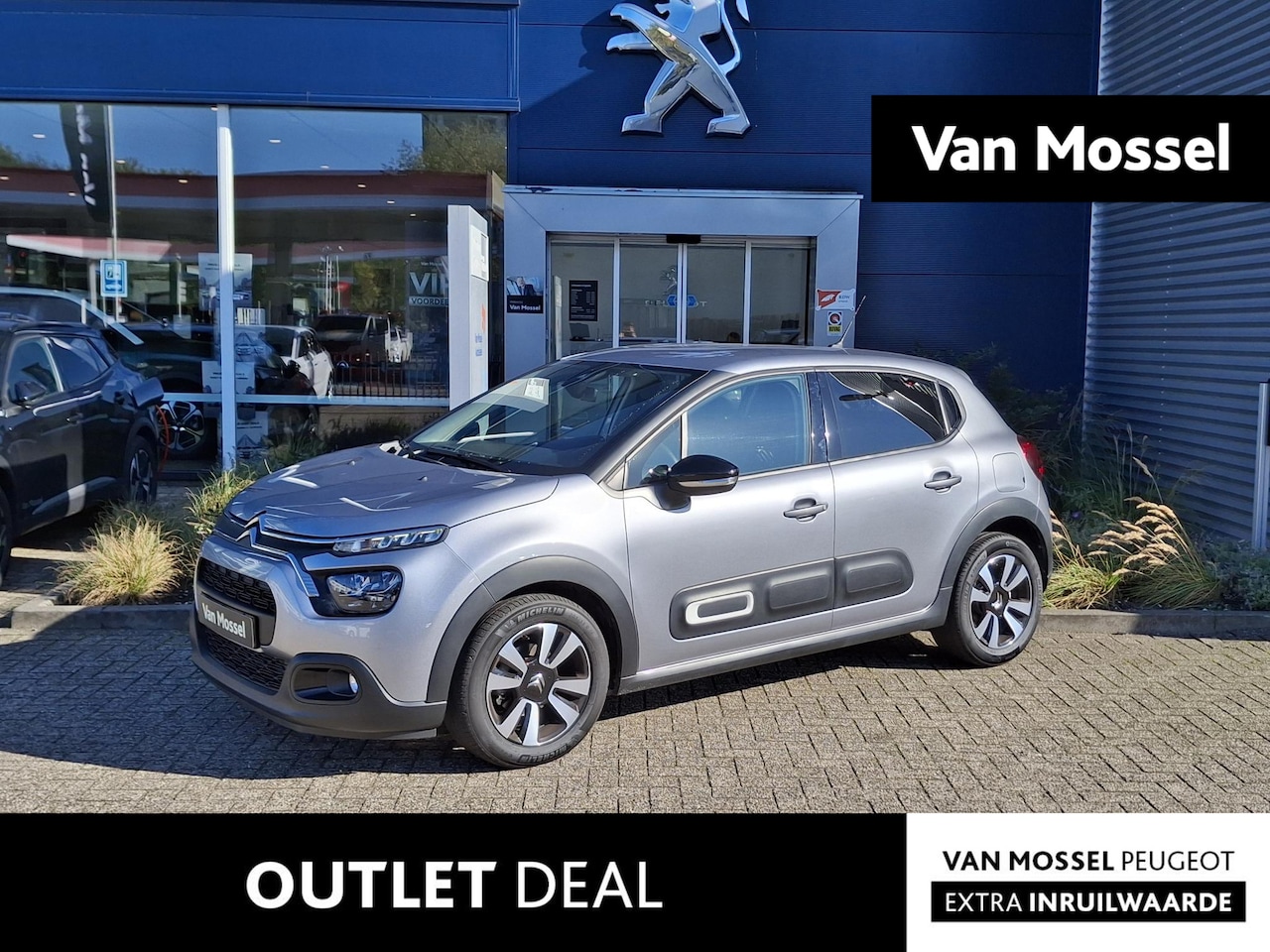 Citroën C3 - 1.2 PureTech Max | Climate control | Apple Carplay/Android Auto | Parkeersensoren - AutoWereld.nl