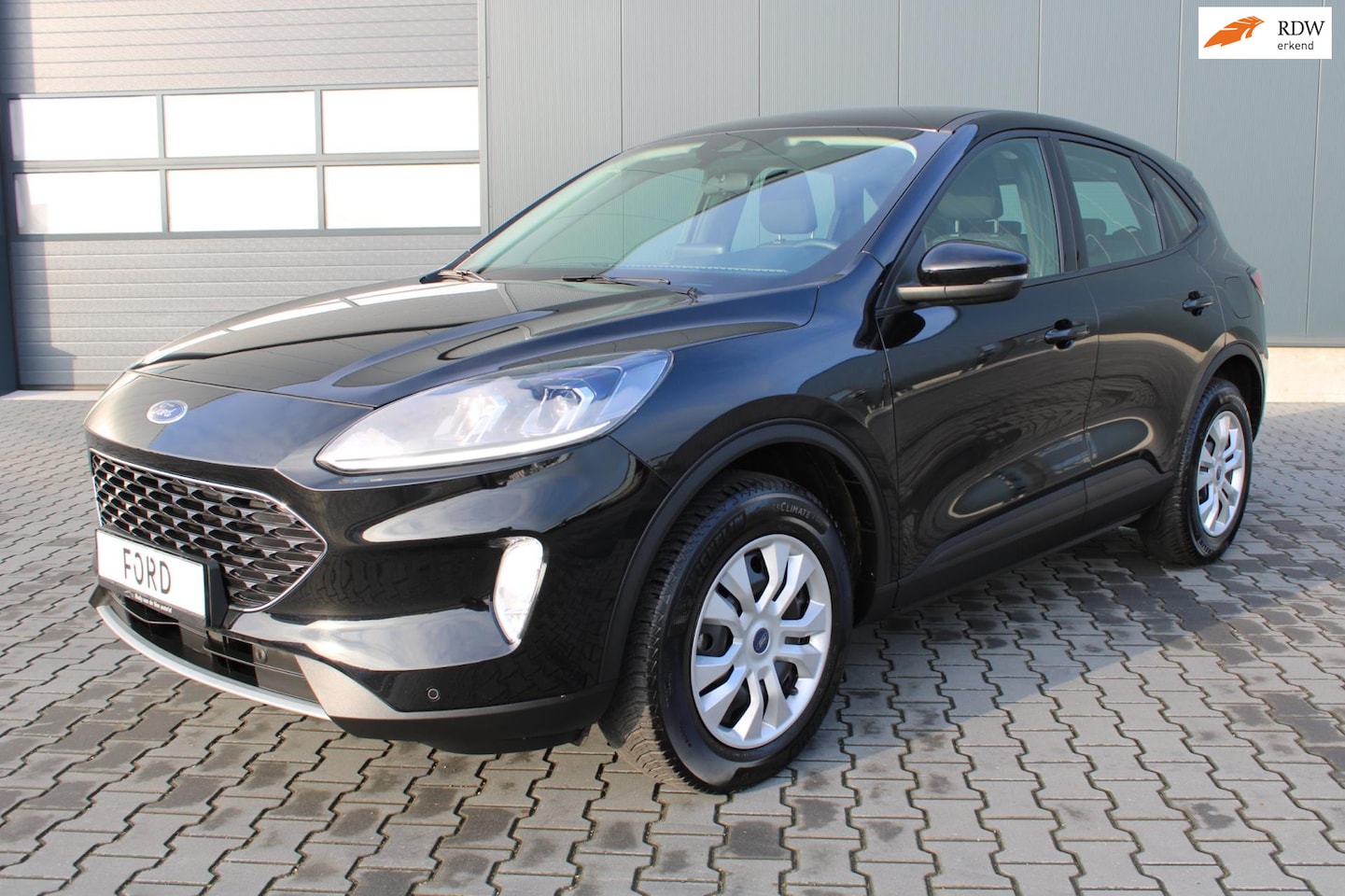 Ford Kuga - 1.5 Titanium CARAVANTREKKER NIEUWE AUTO - AutoWereld.nl