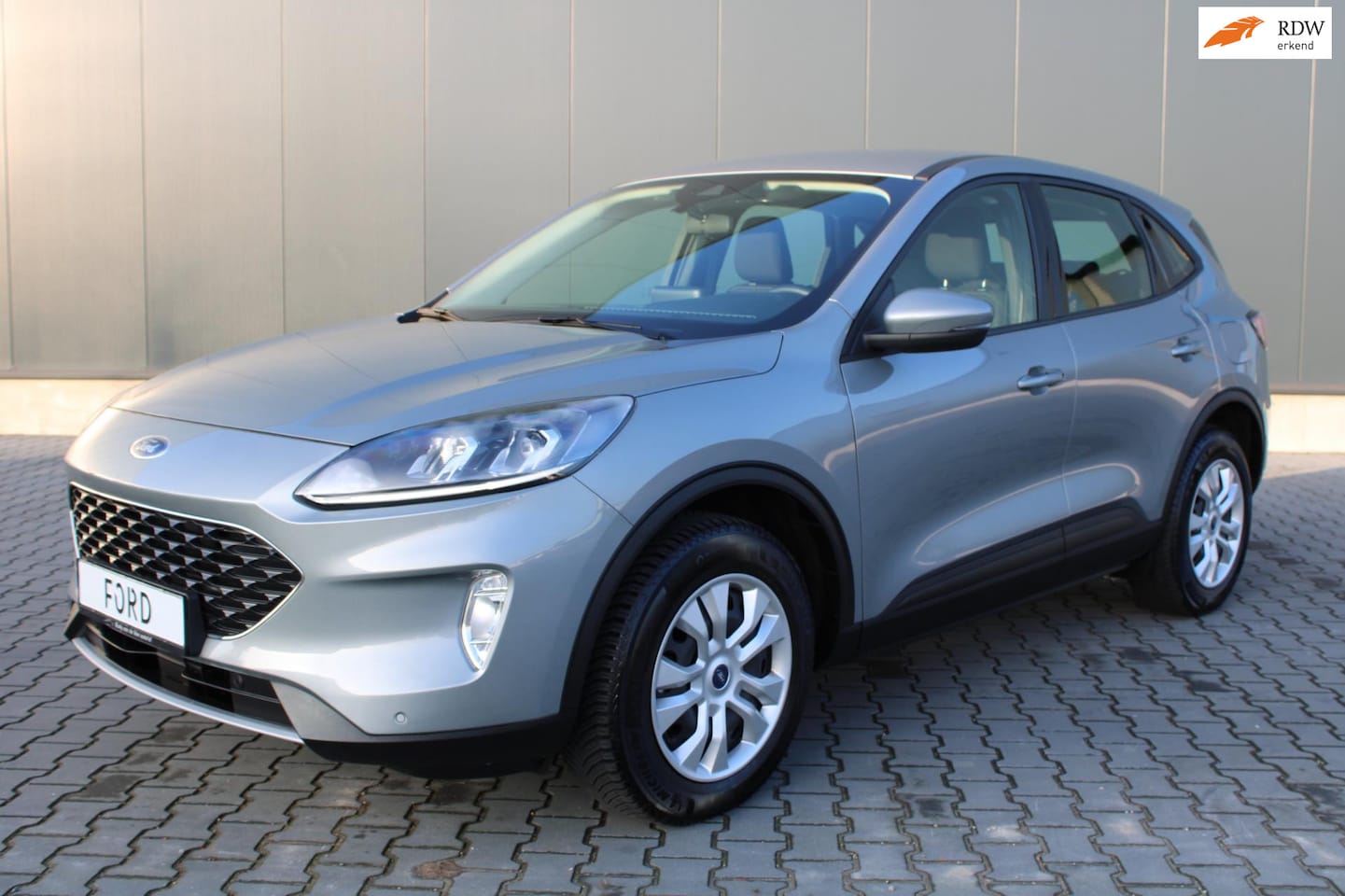 Ford Kuga - 1.5 Titanium DEMO SPECIALE AANBIEDING - AutoWereld.nl