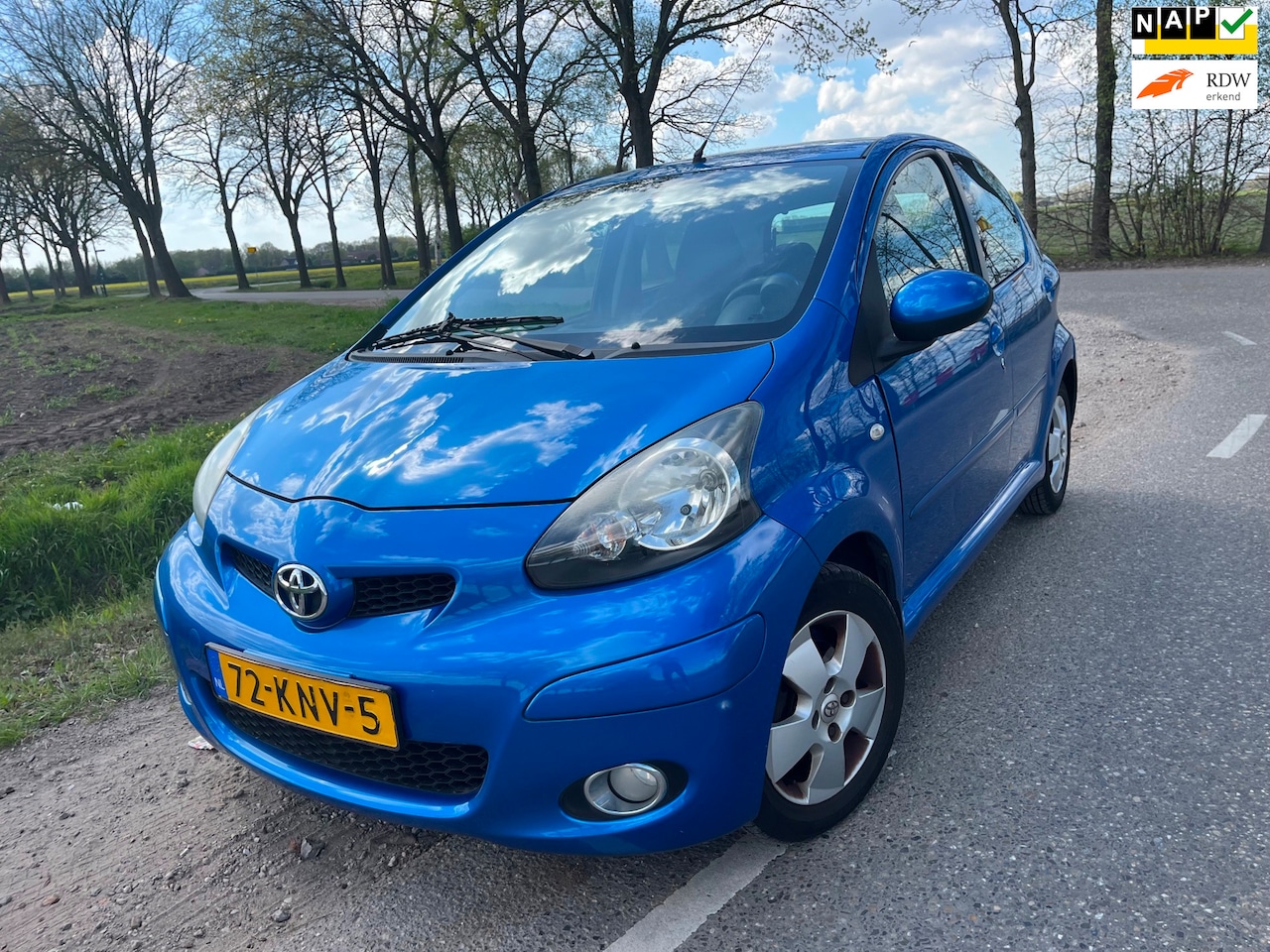 Toyota Aygo - 1.0-12V Dynamic Blue / 5 drs aico nap - AutoWereld.nl