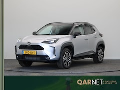Toyota Yaris Cross - 1.5 Hybrid 130 Dynamic | Bi-Tone | Achteruitrijcamera | Stuur, Voorruit en stoelverwarming