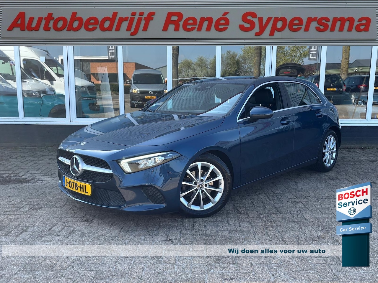 Mercedes-Benz A-klasse - 160 Business Solution Luxury | Sfeerverlichting | Mbux | Leer | Stoelverwarming - AutoWereld.nl