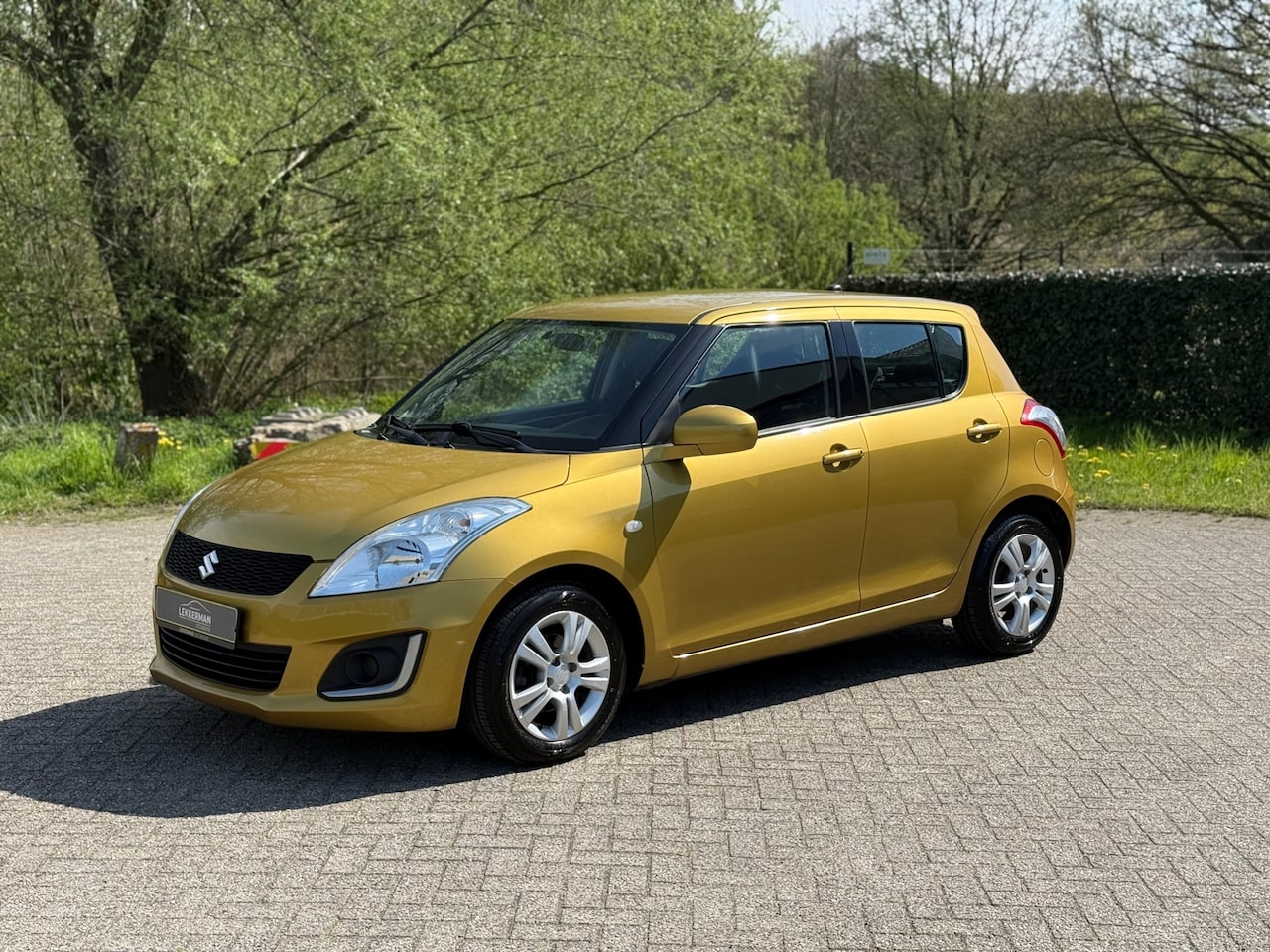 Suzuki Swift - 1.2 Exclusive AUTOMAAT I NAP I NWE APK I AIRCO I WEINIG KM - AutoWereld.nl