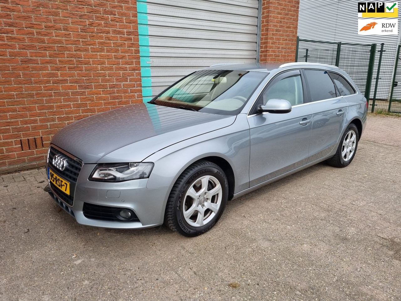 Audi A4 Avant - 2.0 TFSI Pro Line 132kw Automaat! Bj:2011 NAP! - AutoWereld.nl