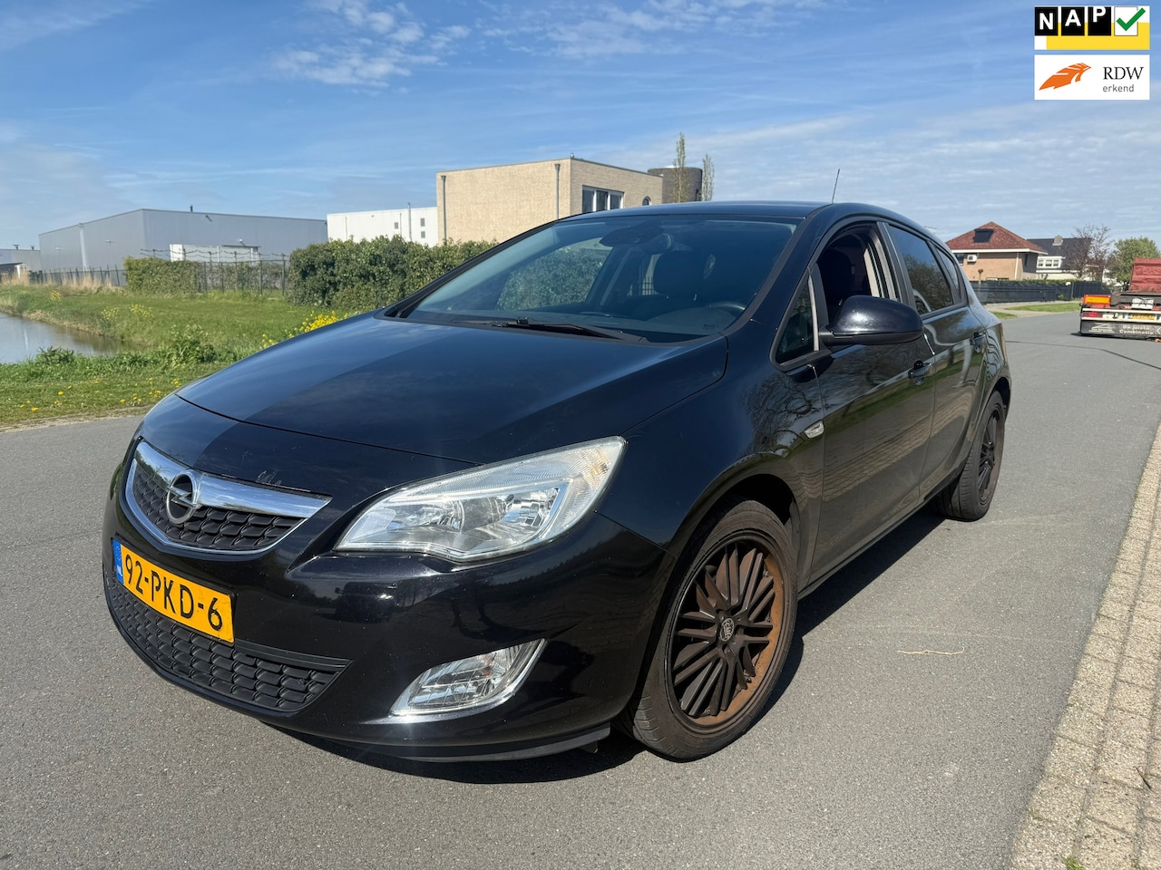 Opel Astra - 1.4 Edition NAP/APK 4-2027/VELGEN - AutoWereld.nl