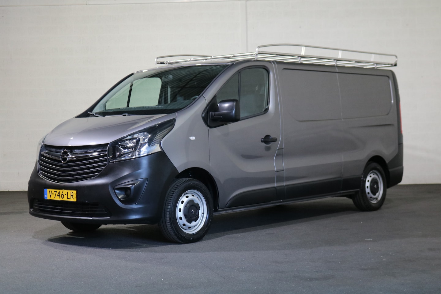 Opel Vivaro - 1.6 CDTI 120pk L2 H1 Airco Imperiaal - AutoWereld.nl