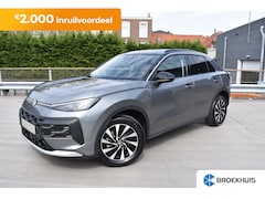 Volkswagen T-Roc - Life First Edition | 'App-Connect' draadloze smartphone integratie | Automatische afstands