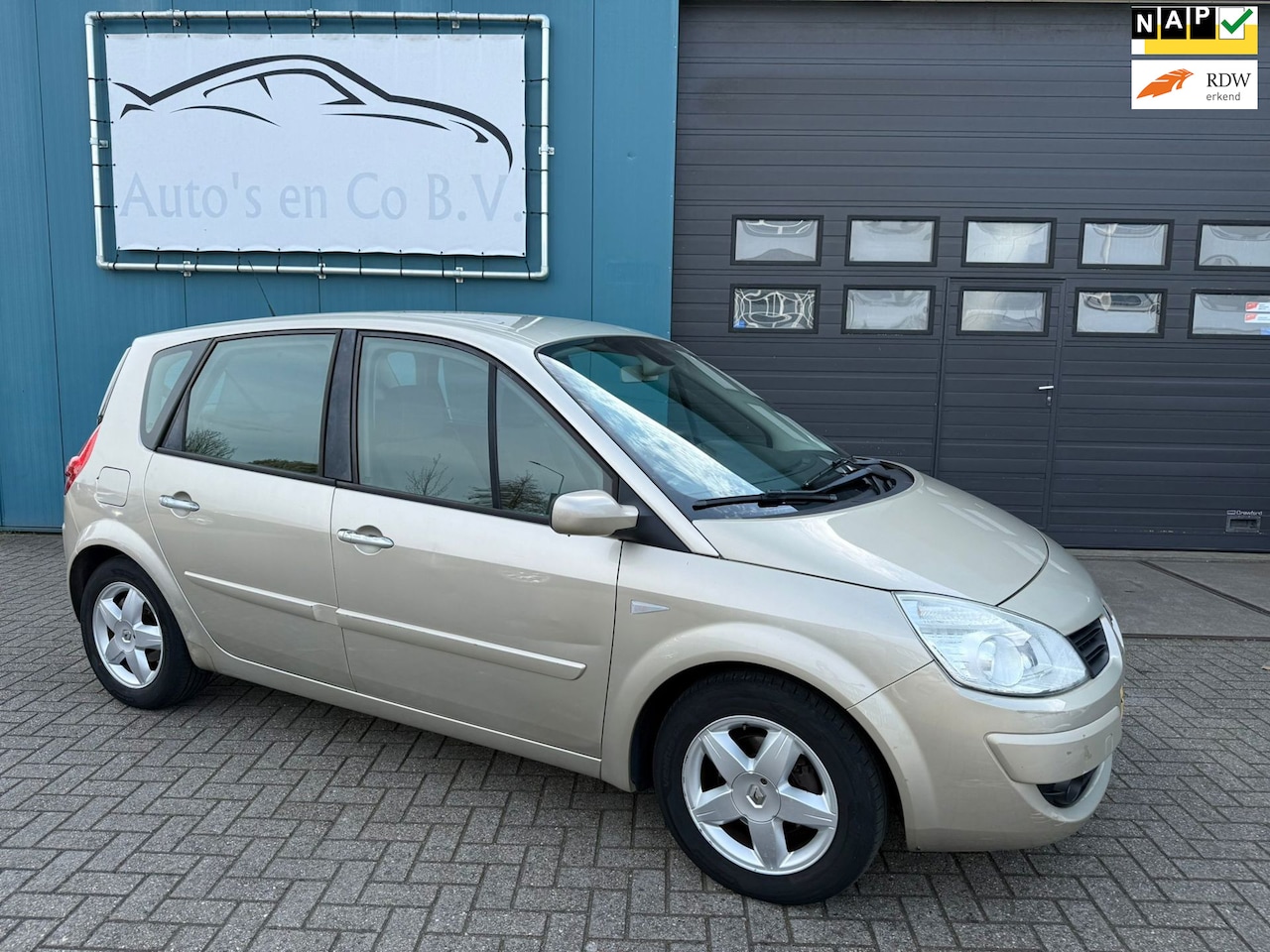 Renault Scénic - 1.6-16V Business Line Automaat Clima Cruise 16" Trekhaak 151162 km NL Auto NAP Apk 27-01-2 - AutoWereld.nl
