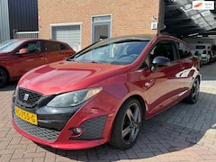 SEAT Ibiza SC - 1.4 TSI Cupra Bocanegra \ DSG \ XENON \ CRUISE Nieuwe DSG bAK EN Nieuwe Ketting