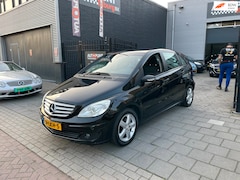 Mercedes-Benz B-klasse - 150 Trekhaak Airco PDC NAP APK 1 jaar