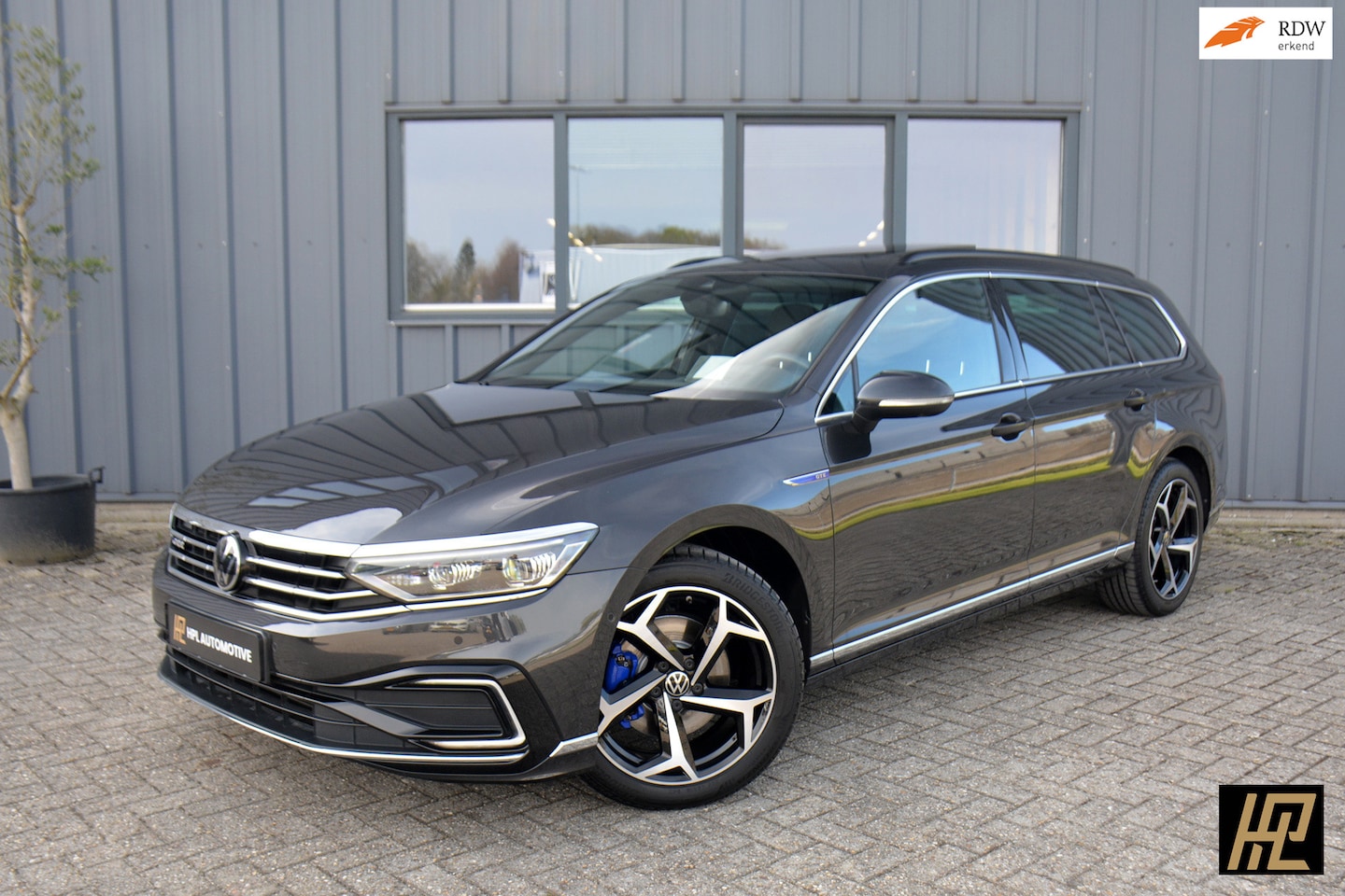 Volkswagen Passat Variant - 1.4 TSI PHEV GTE R Line * Vol * Pano *HuD * Zw.Haak * 360 * Virtual * Leer * Memory * 1e e - AutoWereld.nl
