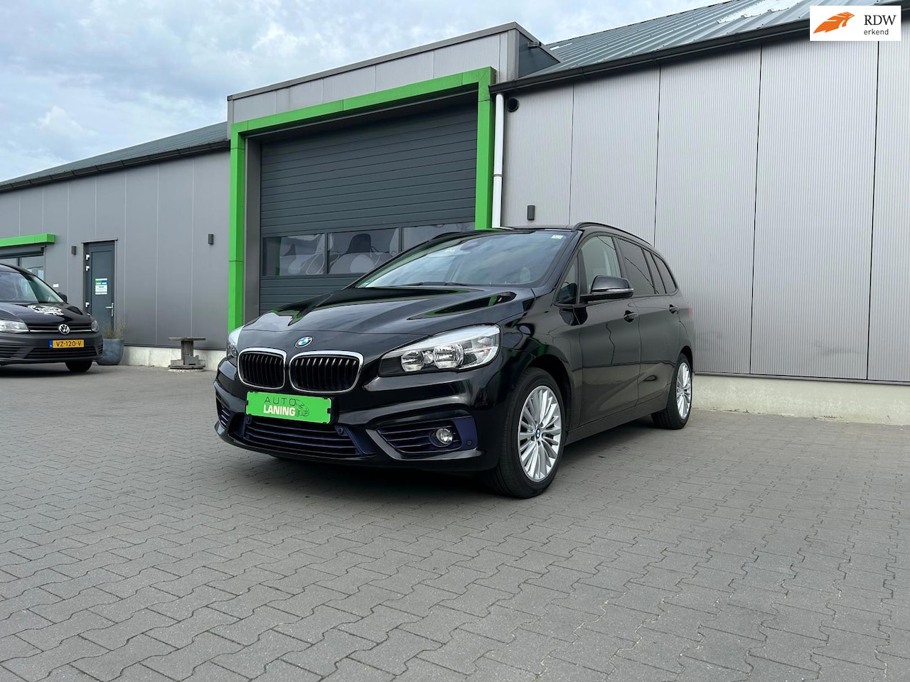BMW 2-serie Gran Tourer - 218i |carplay| trekhaak| Cruise| Stoelverwarming| Airco| Navi| LM velgen| Nieuwe APK| - AutoWereld.nl