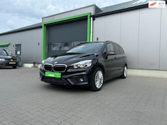 BMW 2-serie Gran Tourer - 218i |carplay| trekhaak| Cruise| Stoelverwarming| Airco| Navi| LM velgen| Nieuwe APK|