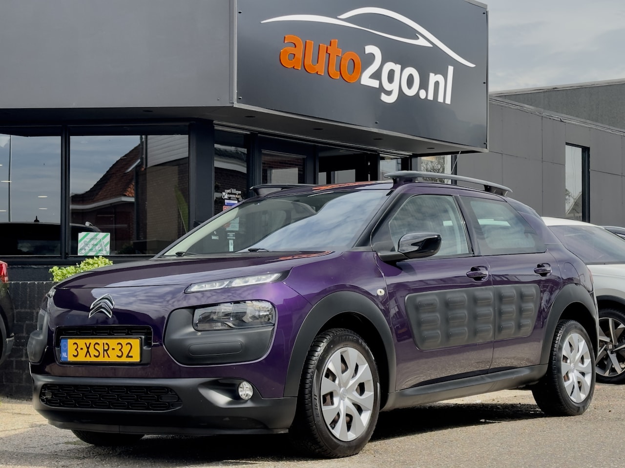 Citroën C4 Cactus - 1.2 VTi FEEL NAVI AIRCO LED LMV PDC - AutoWereld.nl