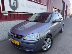 Opel Corsa - 1.2-16V Full Rhythm // 79 DKM NAP // Airco //
