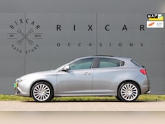 Alfa Romeo Giulietta - 1.4 T Distinctive Panodak Leder NIEUWBINNEN