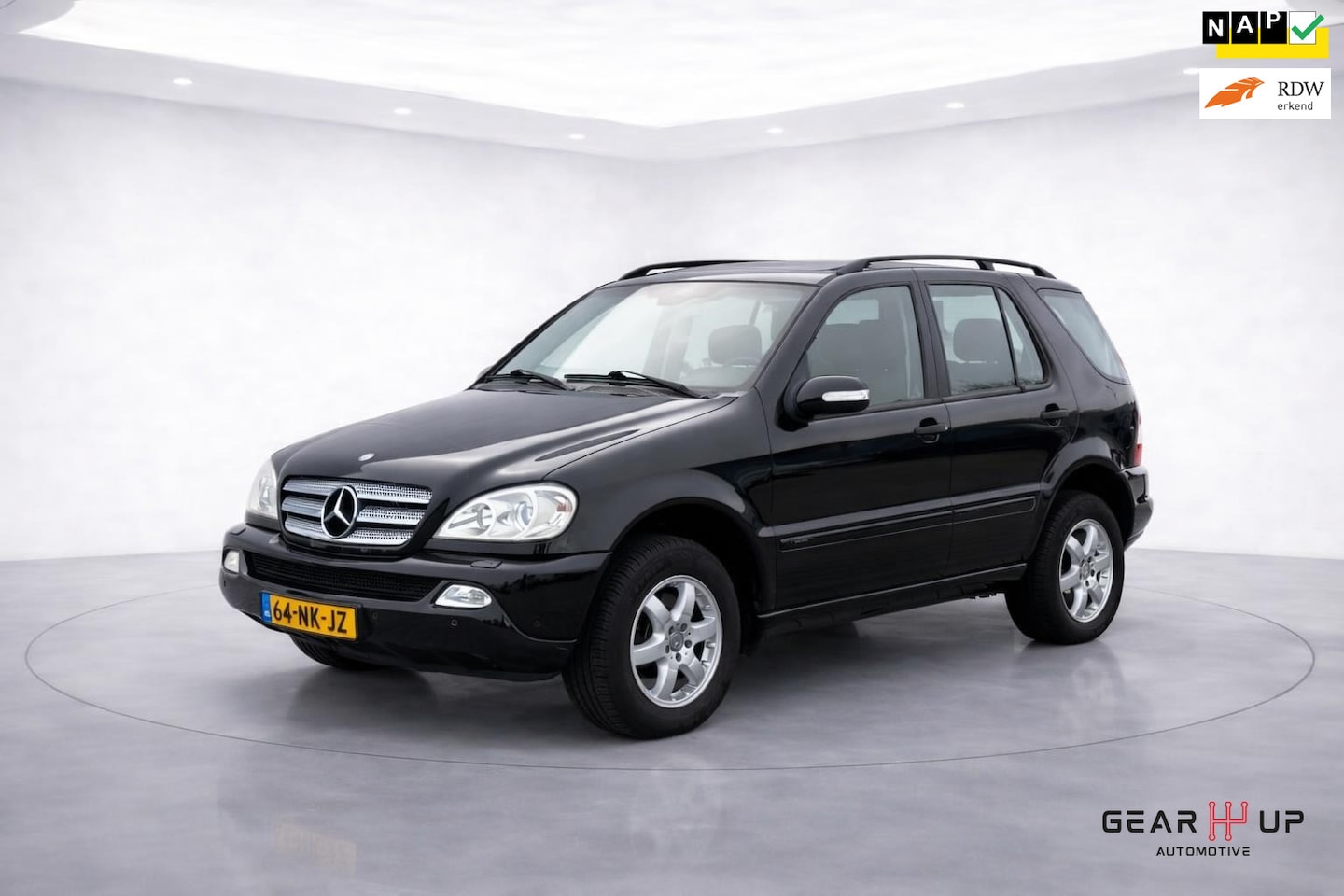 Mercedes-Benz M-klasse - 350 CRUISE|SCHUIFD|LEER|CLIMA|TREKHAAK - AutoWereld.nl