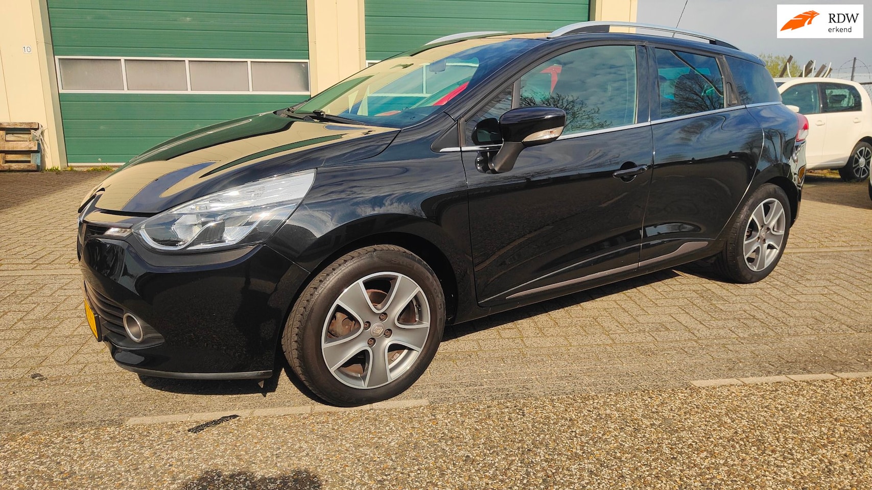 Renault Clio Estate - 0.9 TCe Night&Day - AutoWereld.nl