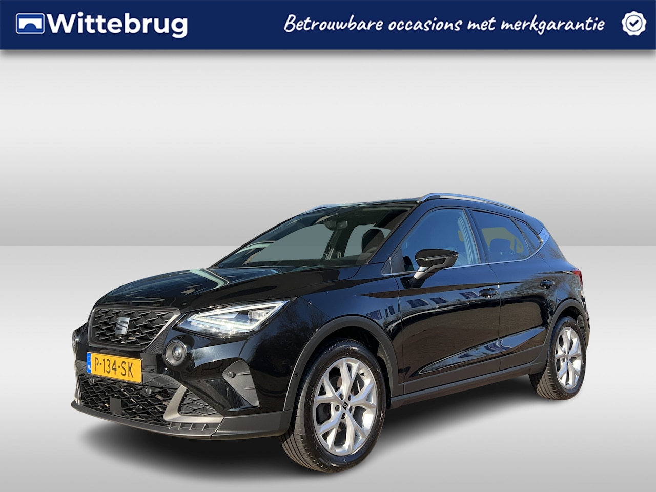 SEAT Arona - 1.0 TSI FR Business Intense / Alcantara / Led / Virtual cockpit / Camera - AutoWereld.nl
